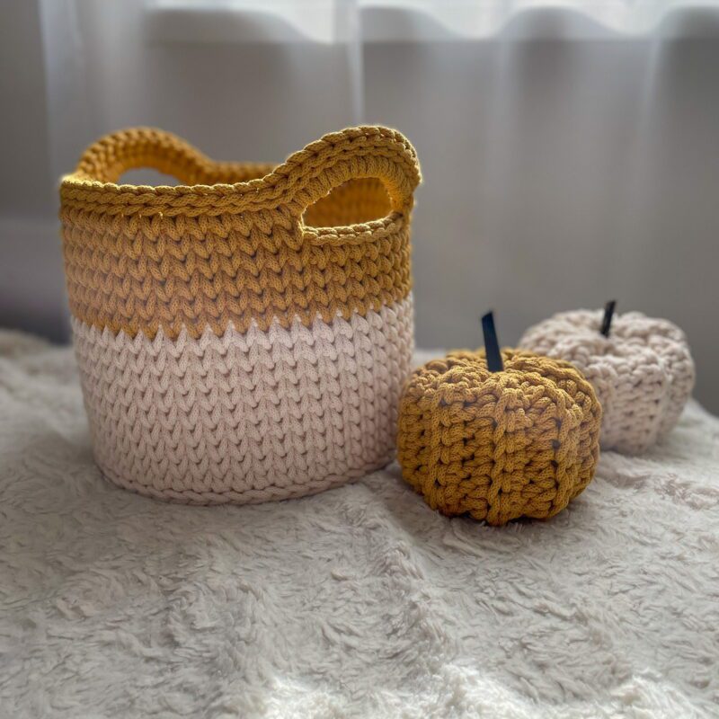 Horgolt füles kosár