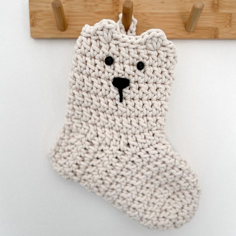 Ünnepi jeges medvés zokni